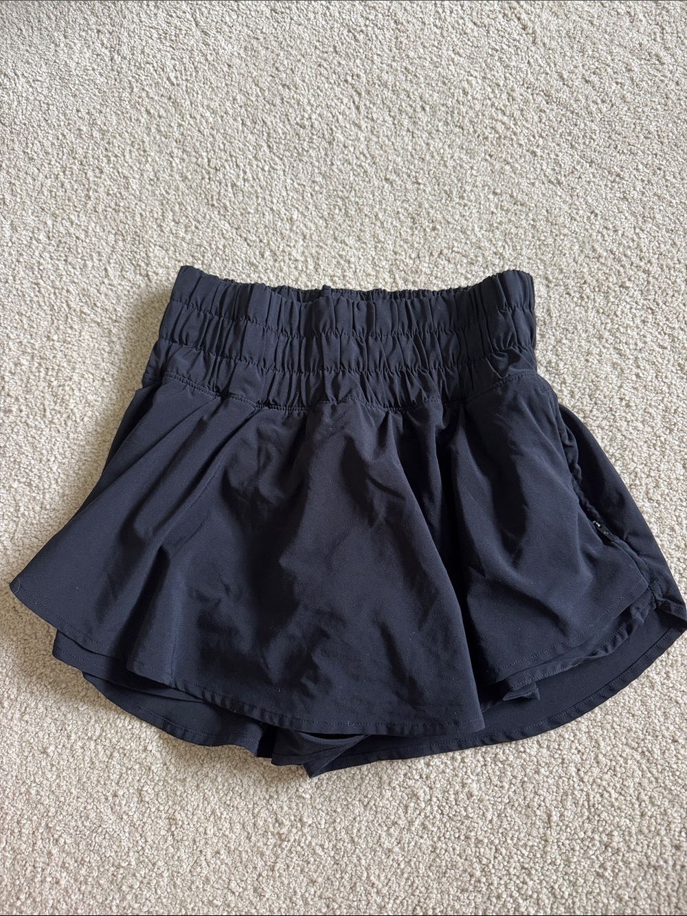 Women’s Black Elastic-Waist Active Shorts